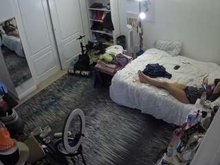 voyeurcam hornyhostel 02